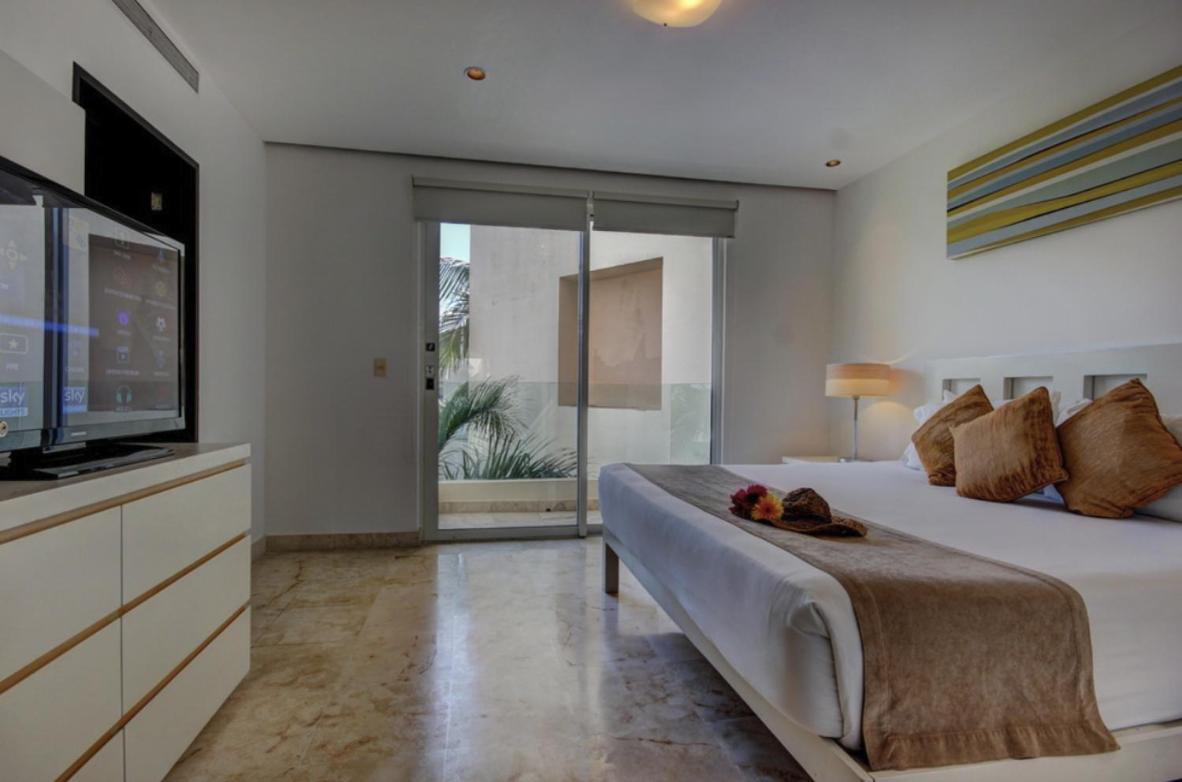 The Elements 2 Bedrooms Beachfront Apartamento