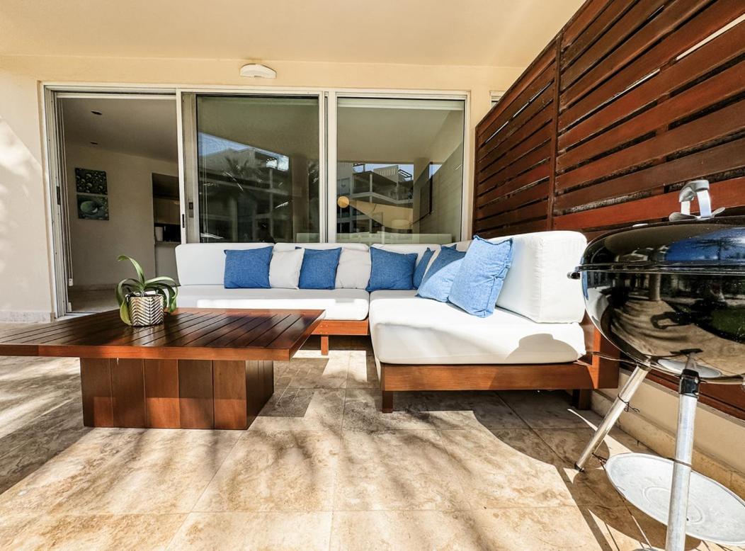 The Elements 2 Bedrooms Beachfront Apartamento *