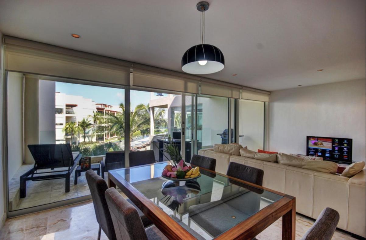 The Elements 2 Bedrooms Beachfront Apartamento Playa del Carmen