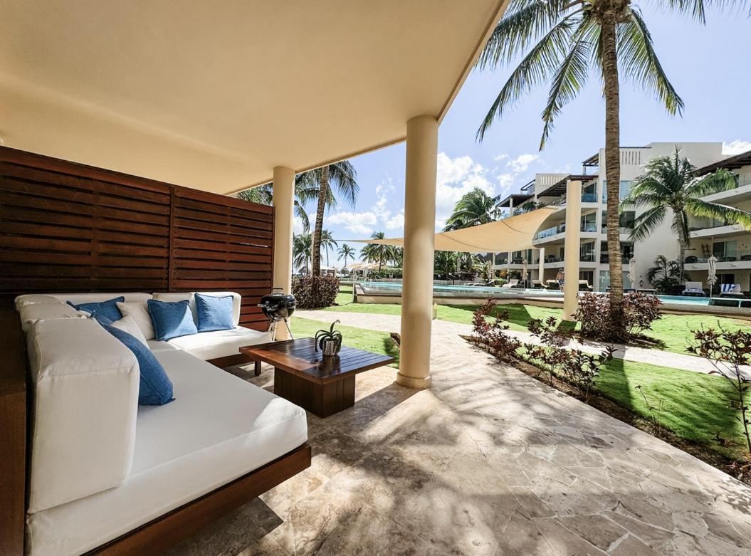 The Elements 2 Bedrooms Beachfront Apartamento Playa del Carmen