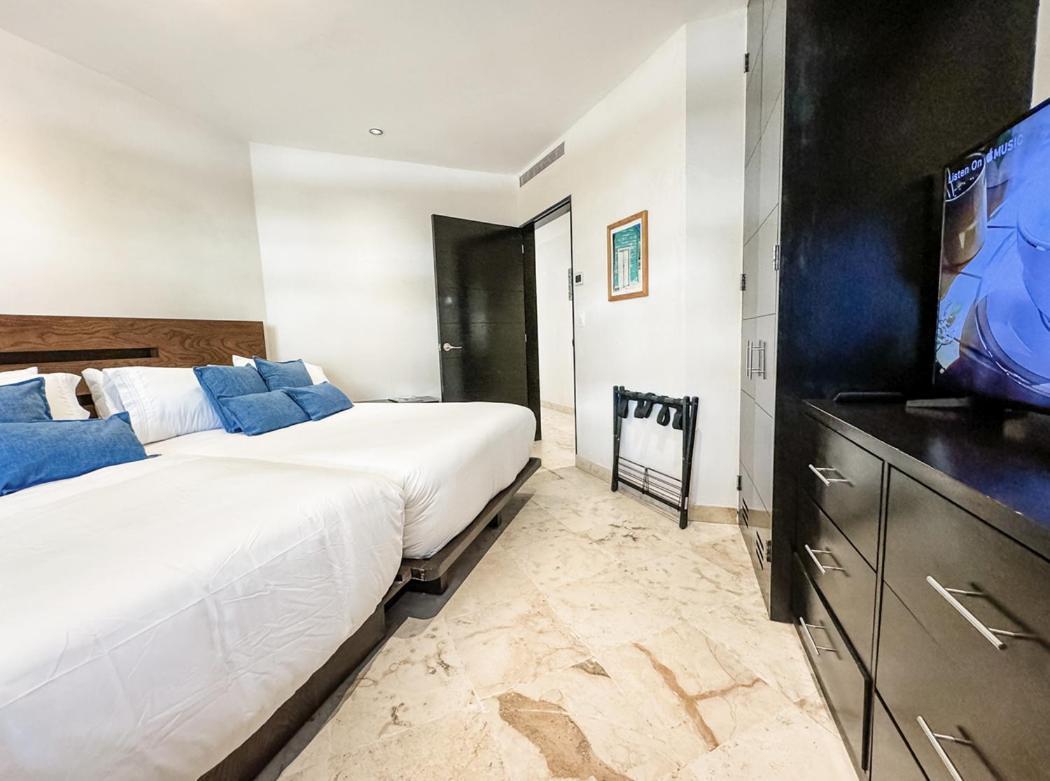 The Elements 2 Bedrooms Beachfront Apartamento *